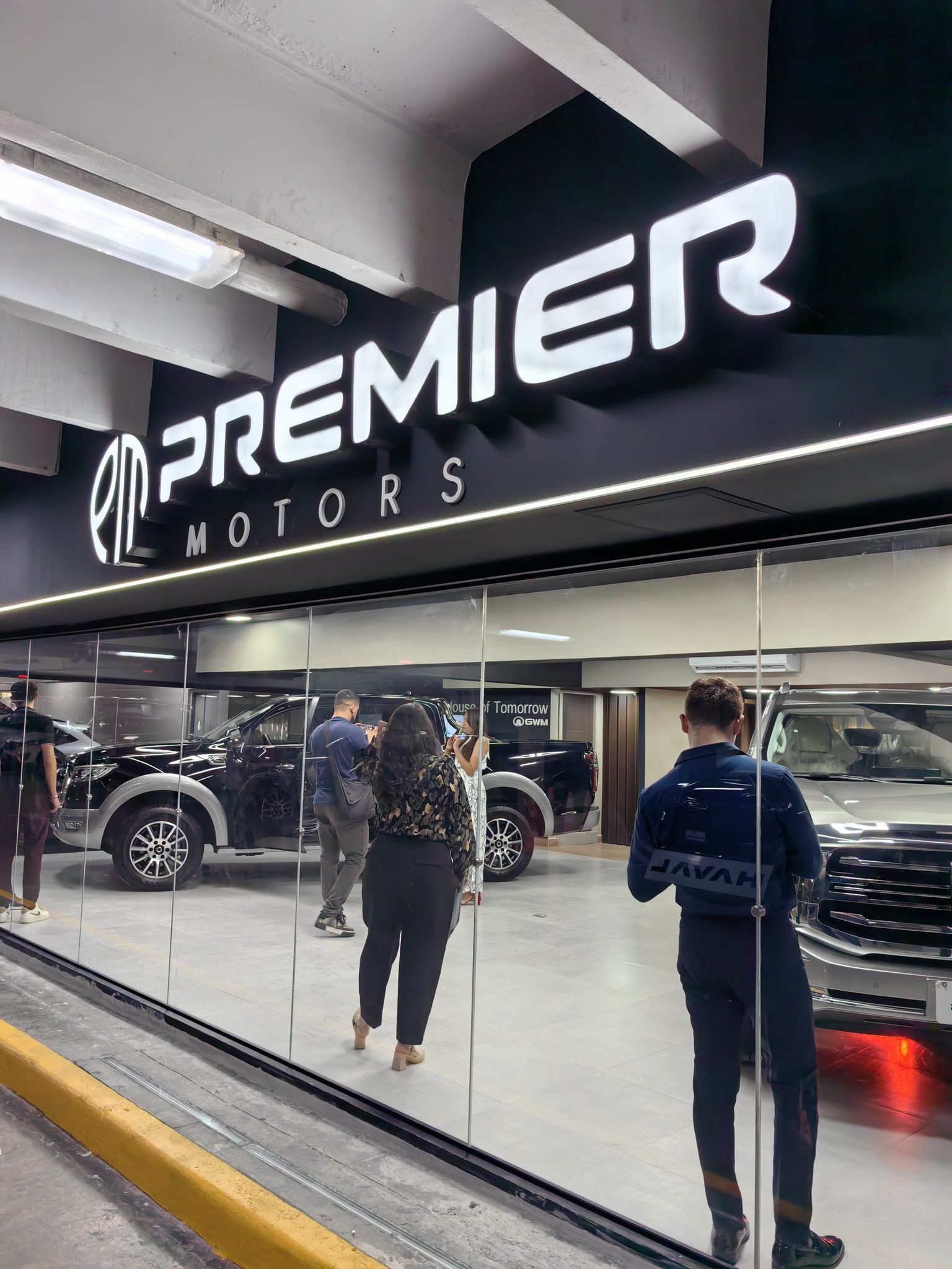 Premier Motors Inaugura agencia en Multiplaza Tegucigalpa. www.lorenzana.live