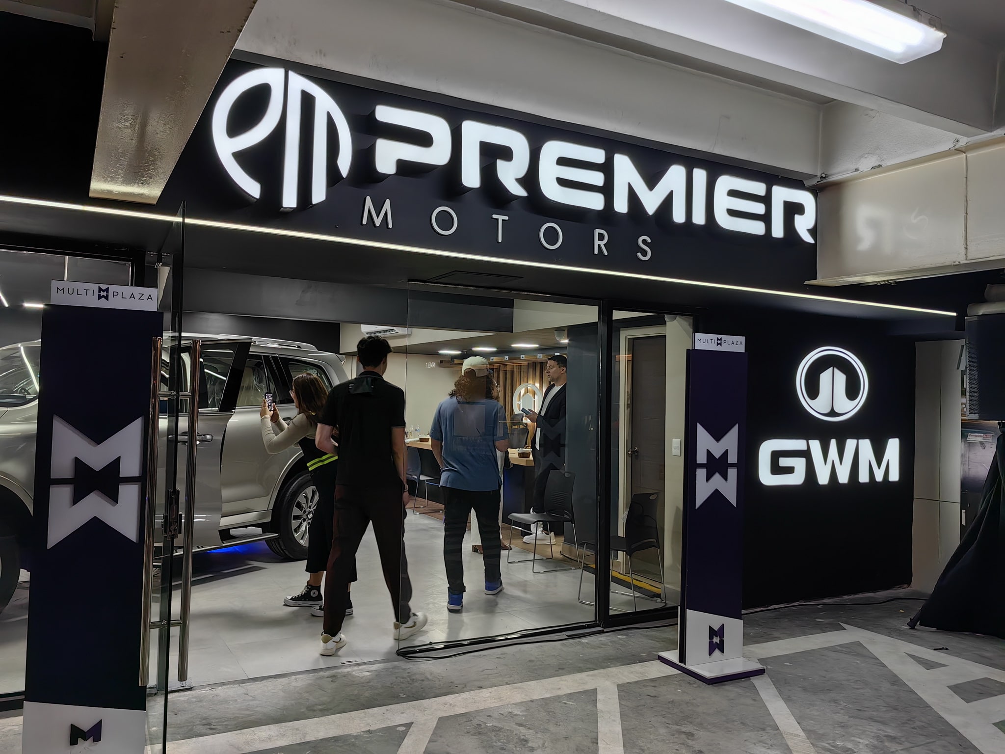 Premier Motors Inaugura agencia en Multiplaza Tegucigalpa. www.lorenzana.live